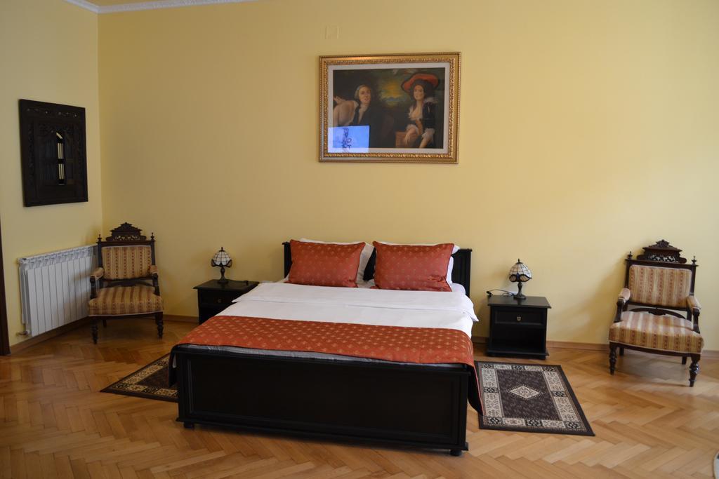 Casa Republicii Hotel Brasov Room photo