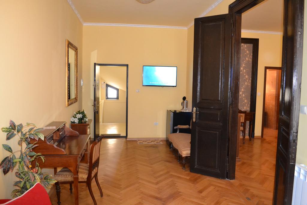 Casa Republicii Hotel Brasov Room photo